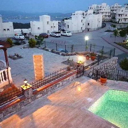Turquoise Apartment