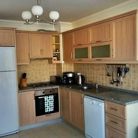 Turquoise Apartment *